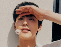 Vẻ điển trai, ngọt ngào của Ahn Hyo Seop trong bộ ảnh mới