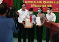 Chủ tịch nước khen học sinh Hà Tĩnh về hành động dũng cảm cứu người đuối nước