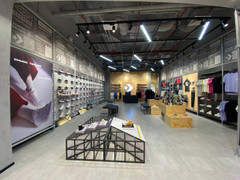 Cửa hàng Converse mới tại Hà Nội: Không gian rộng rãi, ngập tràn ưu đãi