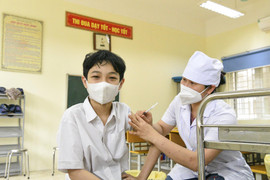 Tiêm mũi 4 vaccine COVID-19 sau mũi 3 ít nhất 4 tháng