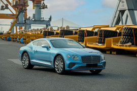 Siêu xe Bentley Continental GT V8 Mulliner giá hơn 20 tỷ về Việt Nam 