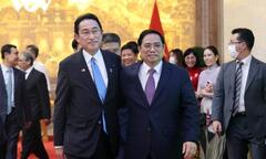 Thủ tướng Nhật Bản thăm Việt Nam: 'Chân thành, Tình cảm, Tin cậy'