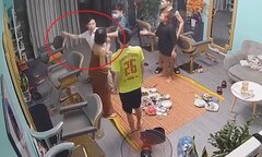Đình chỉ Phó trưởng Công an phường ở Cao Bằng đánh phụ nữ tại quán cắt tóc