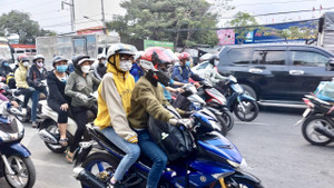 Cửa ngõ miền Tây 'dễ thở' trong ngày người dân trở lại TP.HCM