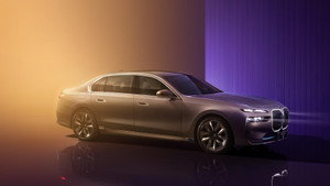 BMW 7-Series 2023 được ra mắt tại Trung Quốc
