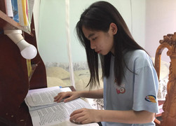 Học sinh dành kỳ nghỉ lễ để ôn thi