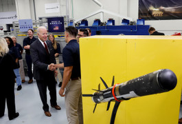 Ông Biden thăm nhà máy chế tạo tên lửa Javelin, hứa tăng viện trợ cho Ukraine