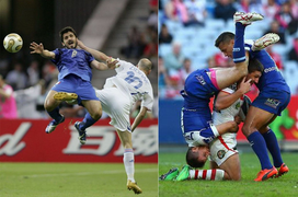 Hình ảnh cười ra nước mắt trên sân cỏ khi cầu thủ đá bóng vẫn không quên tấu hài