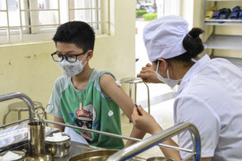 Ưu tiên dùng trước vaccine Moderna từ nguồn viện trợ cho trẻ 6-11 tuổi