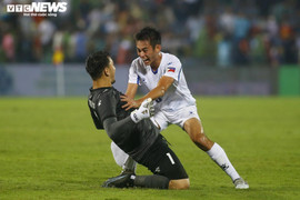 HLV Park Hang Seo sốt ruột, U23 Philippines ăn mừng như thắng trận