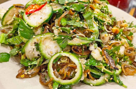 Loại quả đắng ngắt, mọc dại bên đường được người Tây Nguyên nấu thành đặc sản