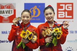 Ngắm hoa khôi wushu Dương Thúy Vi, Đặng Tiểu Bình khoe sắc ở SEA Games 31