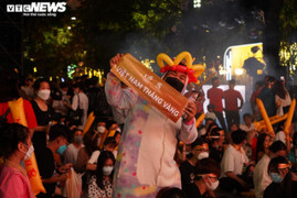 TP.HCM cấm xe lưu thông vào đường Nguyễn Huệ trước trận U23 Việt Nam-U23 Myanmar