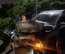 Uống rượu rồi lái xe đâm vào lan can cầu, tài xế và người ngồi cạnh tử vong