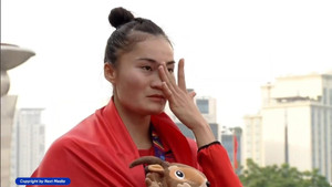 Video: Quách Thị Lan bật khóc khi có HCV đầu tiên ở SEA Games 31