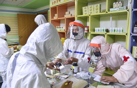 Triều Tiên dùng nghìn tấn muối sản xuất thuốc sát trùng