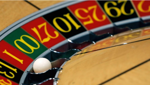 Thị trấn chuyển nhầm 8 tỷ đồng trợ cấp COVID-19, thanh niên nướng hết vào cờ bạc