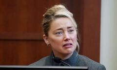 Giới sao Hollywood 'chia phe' vì vụ kiện Johnny Depp và Amber Heard