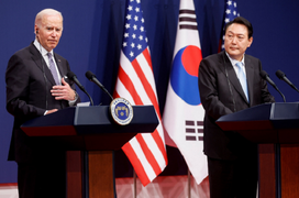 Tổng thống Biden bất ngờ nói về khả năng gặp Chủ tịch Kim Jong-un