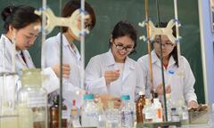 Đào tạo ngành sư phạm theo đơn đặt hàng: Khó triển khai vì sắp xếp việc làm
