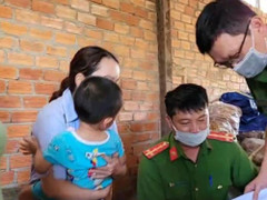 Con đang sống bị mẹ khai tử: Đã tìm thấy bé 3 tuổi ở Đắk Nông