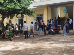 Con đang sống bị mẹ khai tử: Người mẹ nêu lý do bất ngờ