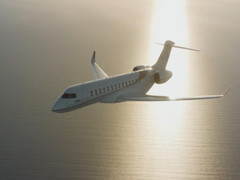 Video: Máy bay phản lực chuyên chở thương gia nhanh nhất thế giới