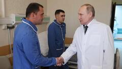 Tổng thống Putin lần đầu thăm thương binh từ chiến trường Ukraine