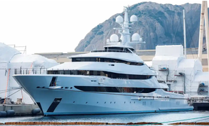 Siêu du thuyền của giới tài phiệt Nga 'ẩn mình' tránh bị trừng phạt thế nào?