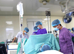 Mất chức năng thận do thói quen chữa bệnh nhiều người áp dụng