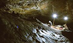 Ngỡ ngàng 'bảo tàng nghệ thuật' 65.000 tuổi của người Neanderthals ở Tây Ban Nha