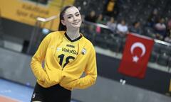 Zehra Gunes - Mỹ nữ với chiều cao 'khủng' của ĐT bóng chuyền Thổ Nhĩ Kỳ