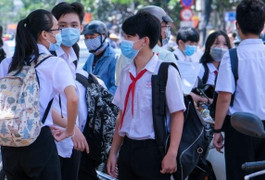 Video: Thí sinh thi Chuyên Ngoại ngữ chia sẻ cảm xúc trước giờ G