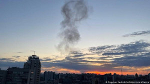 Nhiều vụ nổ rung chuyển thủ đô Kiev