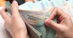 Ra trường 5 năm vẫn chấp nhận mức lương dưới 10 triệu