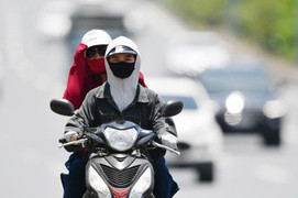 Nắng nóng gay gắt khắp miền Trung, đề phòng nguy cơ cháy rừng