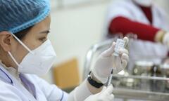 Có bắt buộc tiêm vaccine COVID-19 mũi 4?