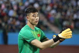 Quan Văn Chuẩn: U23 Việt Nam chuyền hỏng nhiều, tự đánh mất lợi thế