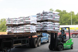 PVFCCo lọt Top 50 công ty niêm yết tốt nhất năm 2022