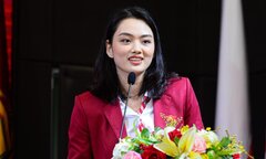Đại học Kinh tế vinh danh hoa khôi của bóng chuyền nữ Việt Nam