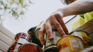 Cứ 6 người Đức có 1 người cắt giảm khẩu phần ăn để tiết kiệm chi tiêu