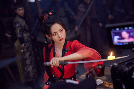 'Thần tiên tỷ tỷ thế hệ mới' Dương Siêu Việt khiến khán giả bỏ xem phim