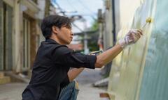 Chàng trai 8X lưu giữ hồi ức TP.HCM thông qua những bảng hiệu vẽ tay