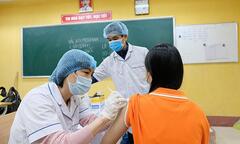 Vì sao nhiều người không muốn tiêm vaccine COVID-19 mũi 4?