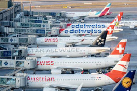 Thụy Sĩ đóng cửa toàn bộ không phận vì sự cố máy tính