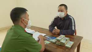 Thêm một cô gái bị khởi tố trong vụ hack Facebook lừa đảo 10 tỷ đồng