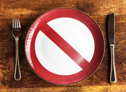 Bỏ bữa tối để giảm cân: Tác dụng ngược, gây nhiều hệ lụy sức khỏe đáng tiếc