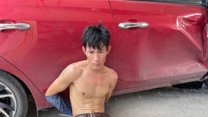 Bình Dương: Người dân và công an truy đuổi, khống chế kẻ trộm ô tô