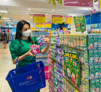 Co.opmart và Co.opXtra giảm giá nhiều mặt hàng hưởng ứng Mùa mua sắm 2022