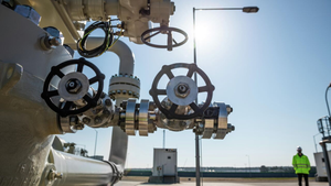 Nga tiếp tục cắt giảm nguồn cung khí đốt đến châu Âu